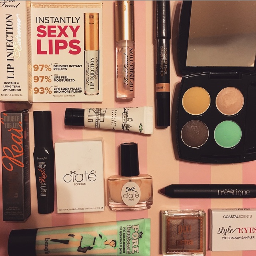 Makeup bundle